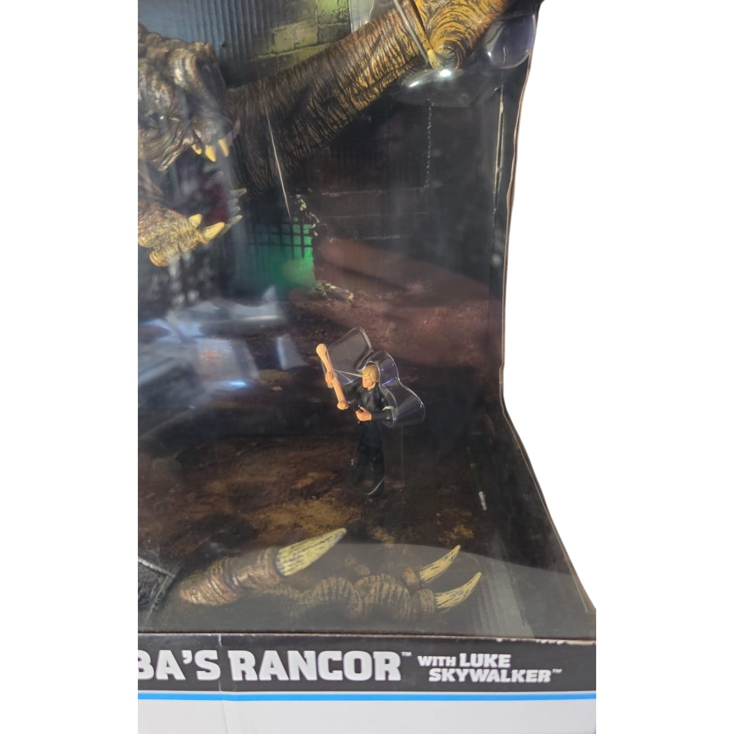 Star Wars - Legacy Collection - Jabbas Rancor with Luke Skywalker 2008