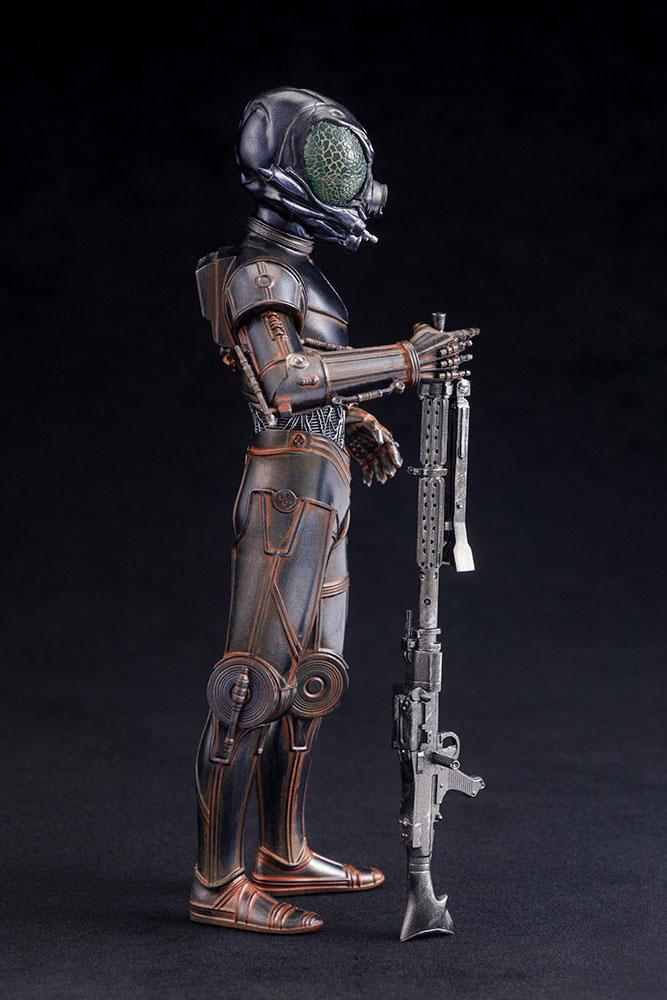 Star Wars - ARTFX+ Statue 1/10 - Bounty Hunter 4-LOM 17 cm