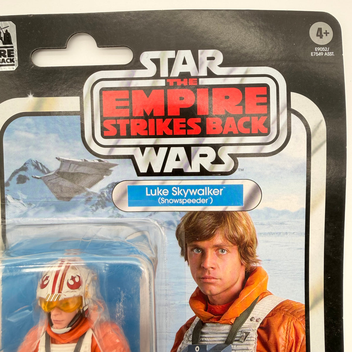 Star Wars Luke Skywalker (Snowspeeder) – Kenner Card Retro Collection