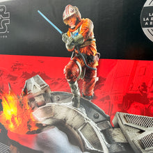 Star Wars Luke Skywalker Centerpiece Diorama