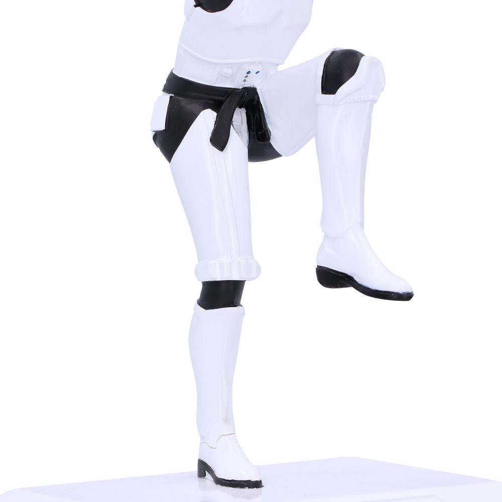 Original Stormtrooper Figur Crane Kick Stormtrooper 20 cm