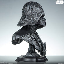 PRE-ORDER: Star Wars Fine Art - Darth Vader Büste 46cm (Bis 23.07.2026)