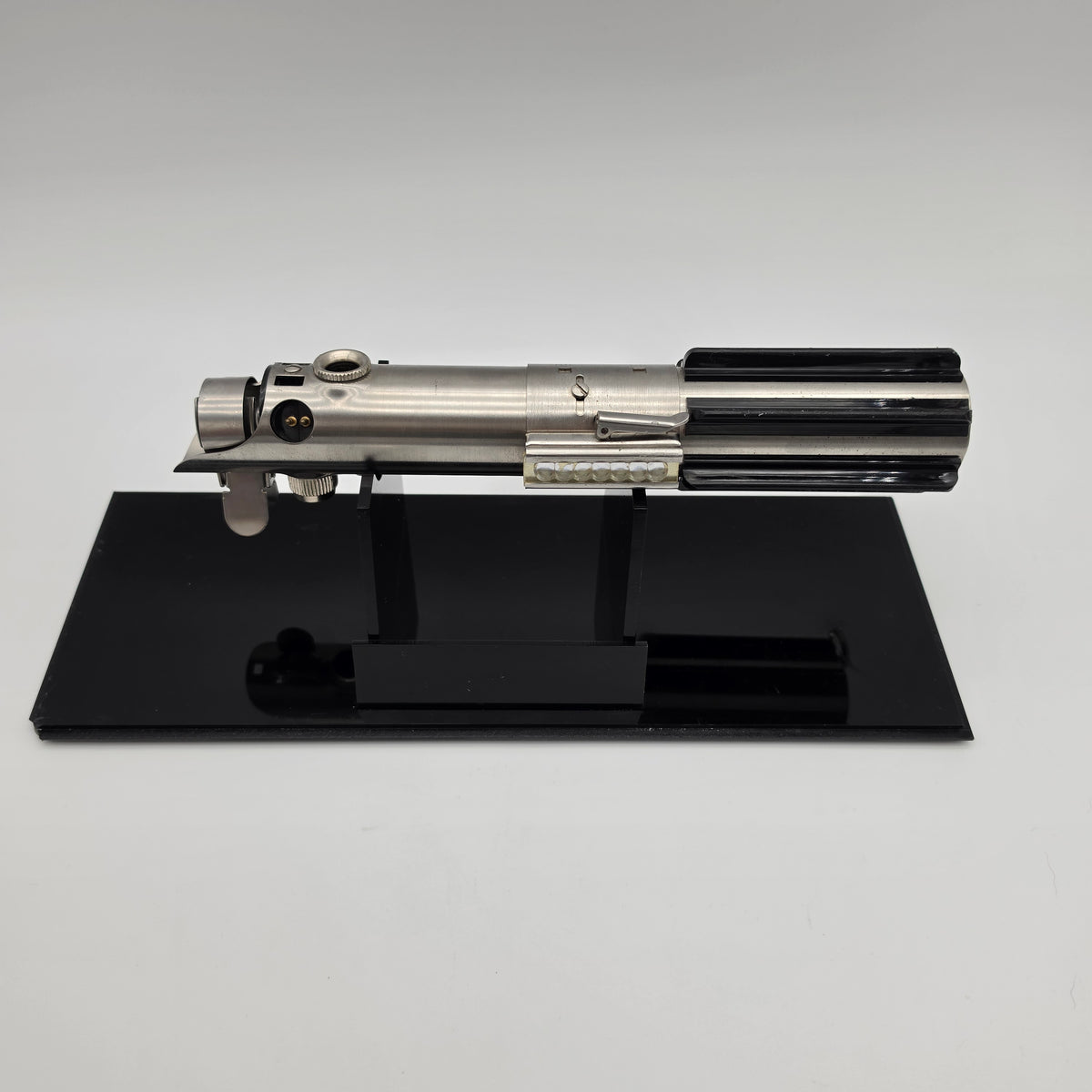 Star Wars - ICONS Authentic Replika - A New Hope - Luke Skywalker Lightsaber 1996 (Case beschädigt)