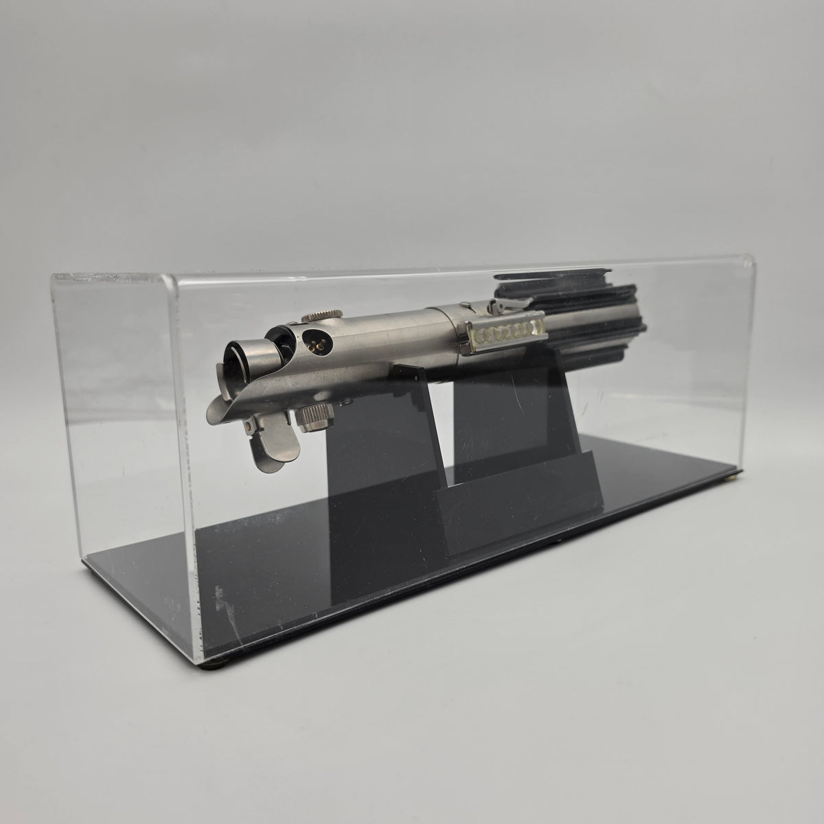Star Wars - ICONS Authentic Replika - A New Hope - Luke Skywalker Lightsaber 1996 (Case beschädigt)