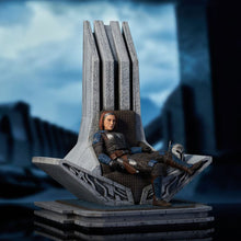 Star Wars: The Mandalorian Premier Collection Statue 1/7 Bo-Katan Kryze on Throne 35 cm
