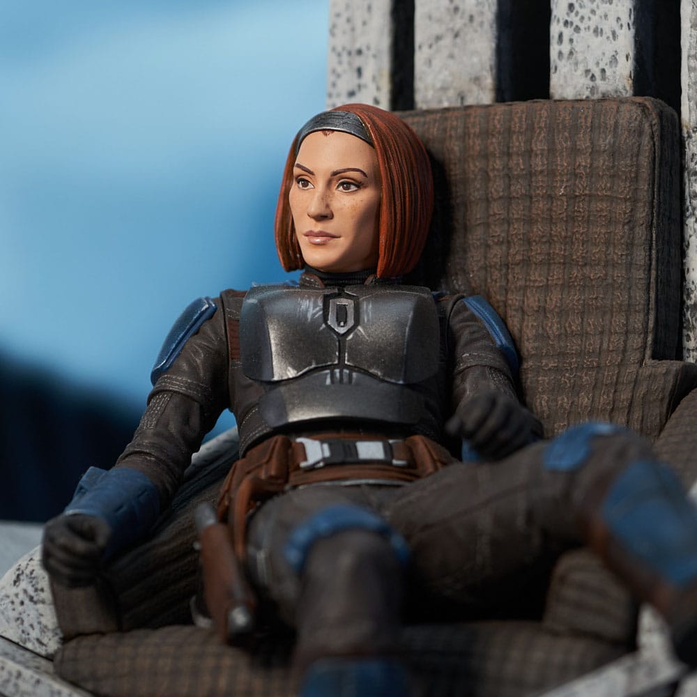 Star Wars: The Mandalorian Premier Collection Statue 1/7 Bo-Katan Kryze on Throne 35 cm