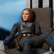Star Wars: The Mandalorian Premier Collection Statue 1/7 Bo-Katan Kryze on Throne 35 cm