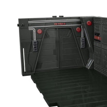 Star Wars: The Mandalorian Vintage Collection Moff Gideon's Imperial Light Cruiser Hallway mit Mandalorian Privateer Actionfigur 10 cm