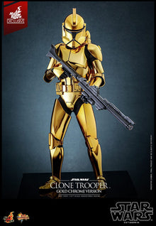 Star Wars Actionfigur 1/6 Clone Trooper (Gold Chrome Version) Exclusive 30 cm