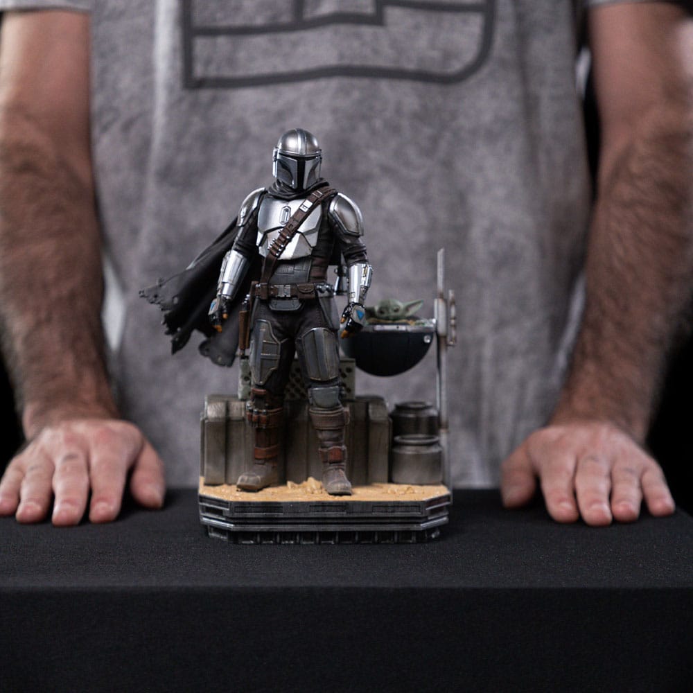 Star Wars The Mandalorian Art Scale Statue 1/10 Din Djarin and Din Grogu 21 cm